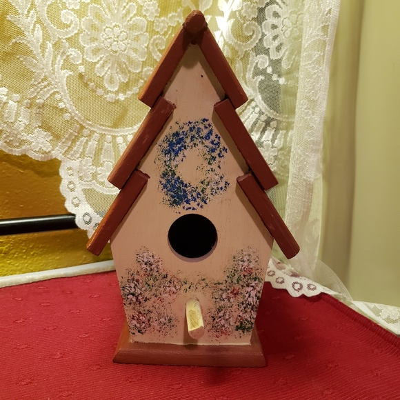 Vtg Wooden Painted Birdhouse Very Clean! Unused ! - Picture 2 of 7